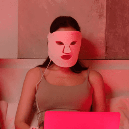 red-light-therapy-face-mask